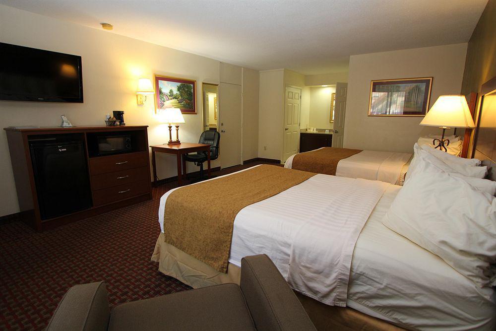 Zoders Inn And Suites Gatlinburg Exterior photo